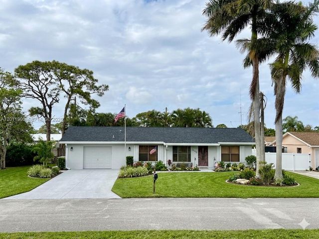 3575 Marlow Ave, Boynton Beach, FL 33436