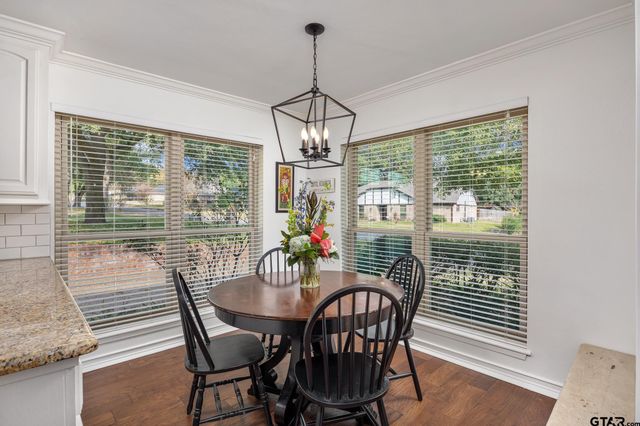 3915 Post Oak Road, Tyler, TX 75701