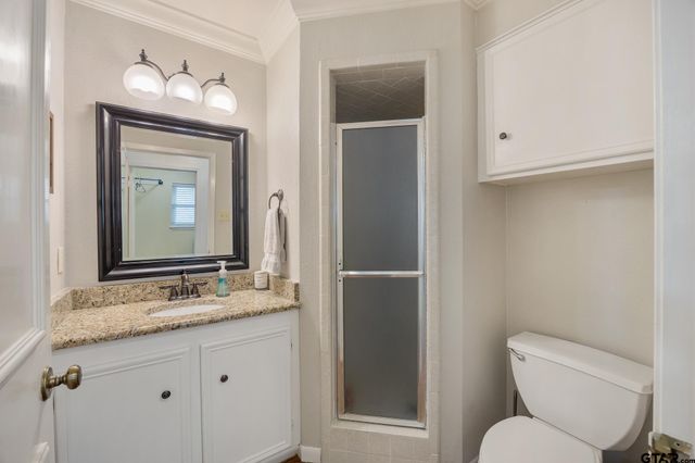 3915 Post Oak Road, Tyler, TX 75701