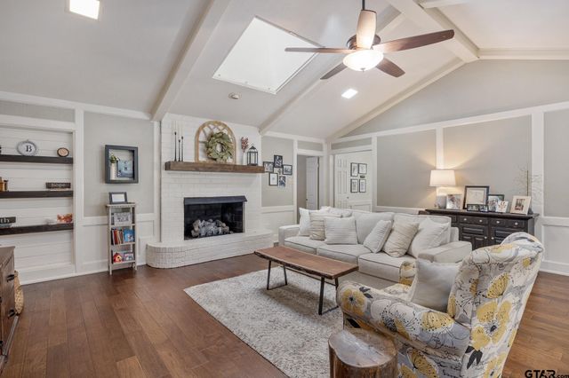 3915 Post Oak Road, Tyler, TX 75701