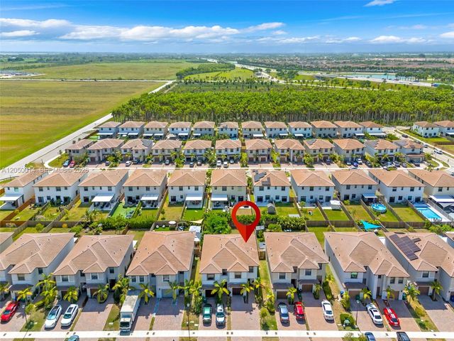 25500 SW 108th Avenue, Homestead, FL 33032