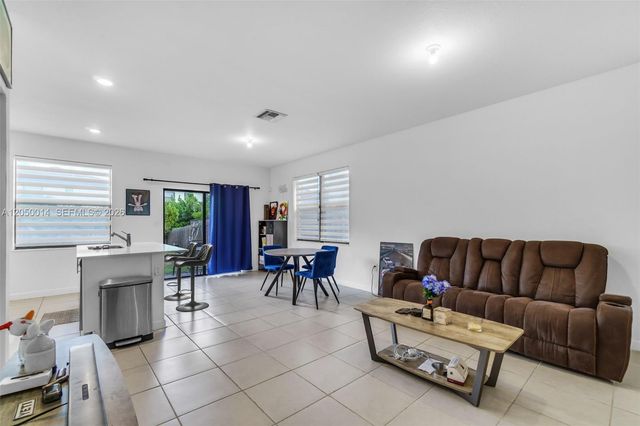 25500 SW 108th Avenue, Homestead, FL 33032
