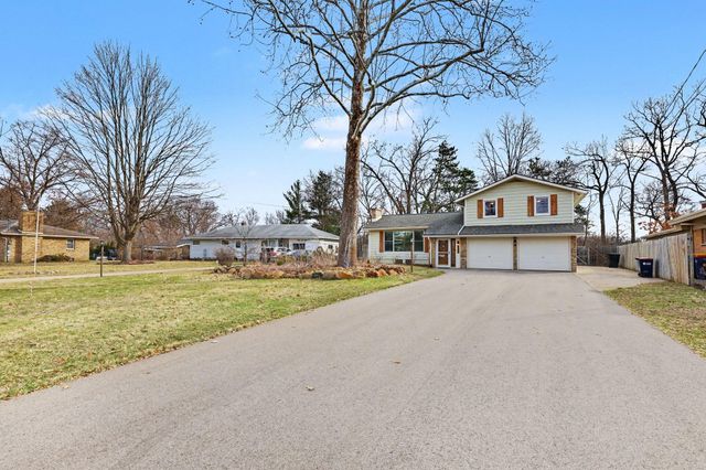 3256 Dorais Drive Ne, City Of Grand Rapids, MI 49525