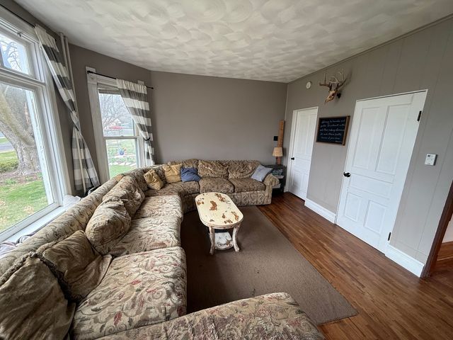 300 Holcomb Avenue, Milledgeville, IL 61051