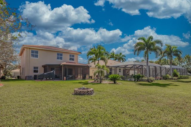 3285 SW Porpoise Circle, Stuart, FL 34997