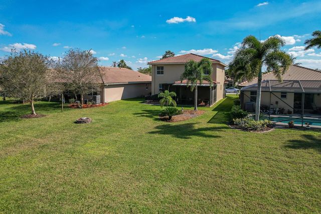 3285 SW Porpoise Circle, Stuart, FL 34997