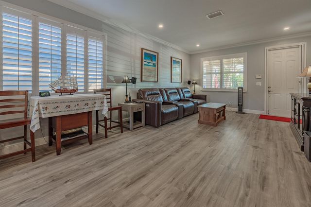 3285 SW Porpoise Circle, Stuart, FL 34997
