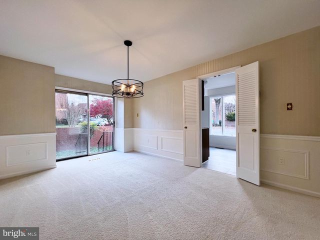 2699 CENTENNIAL CT, Alexandria, VA 22311