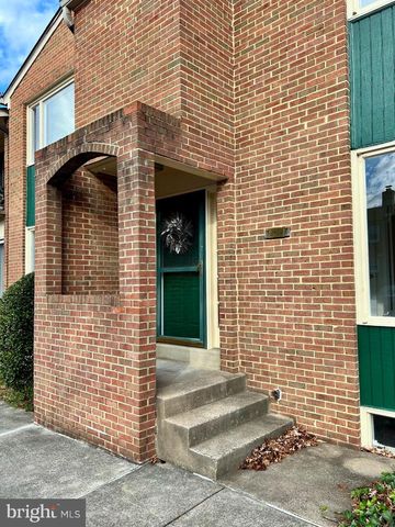 2699 CENTENNIAL CT, Alexandria, VA 22311