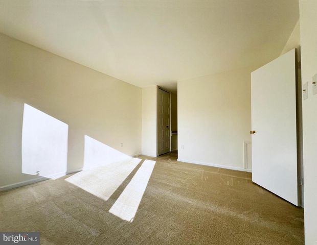 2699 CENTENNIAL CT, Alexandria, VA 22311