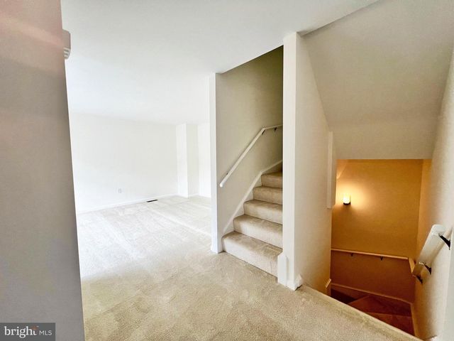 2699 CENTENNIAL CT, Alexandria, VA 22311