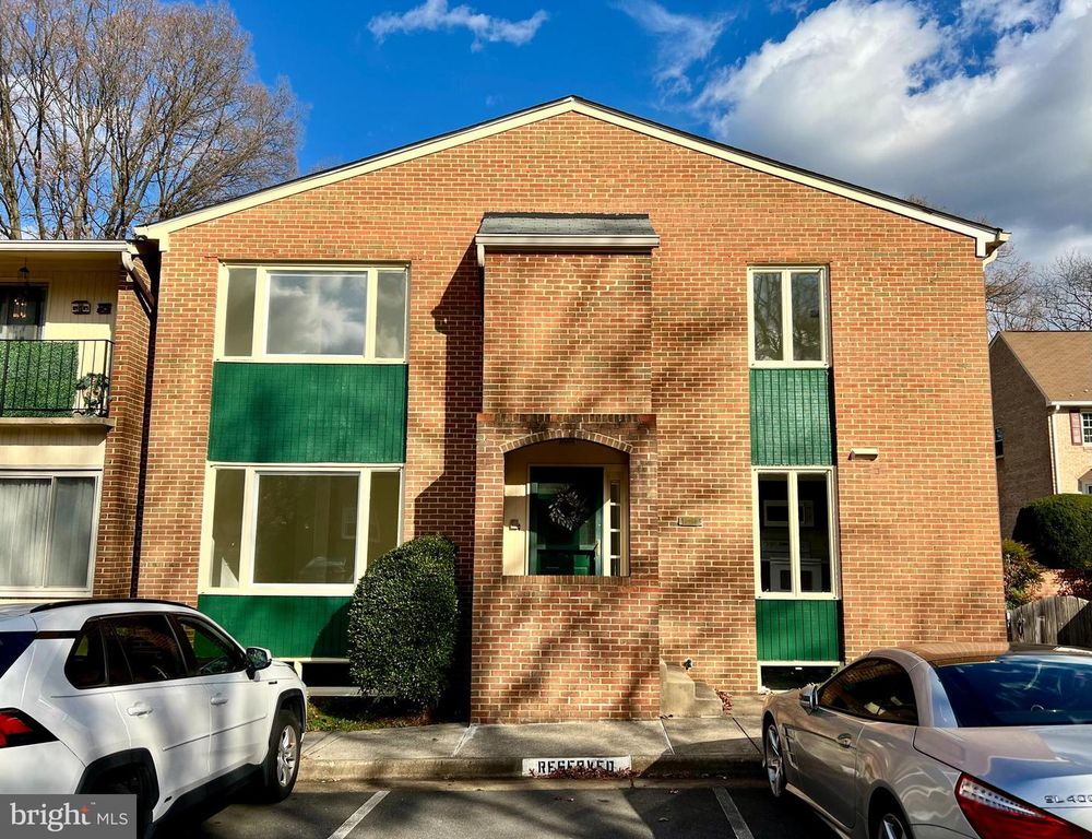 2699 CENTENNIAL CT, Alexandria, VA 22311