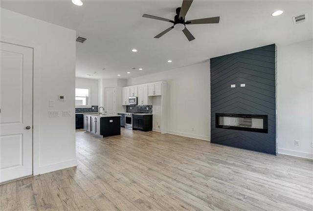 5603 Pine Street, Flowery Branch, GA 30542