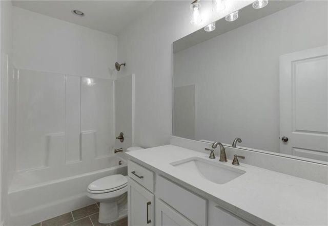 5603 Pine Street, Flowery Branch, GA 30542