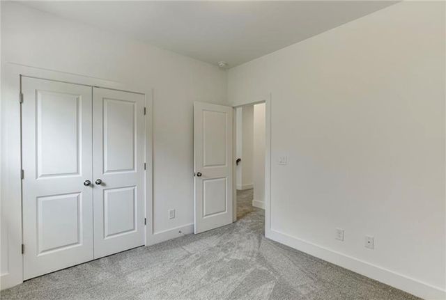 5603 Pine Street, Flowery Branch, GA 30542