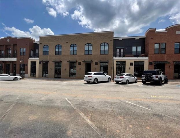 5603 Pine Street, Flowery Branch, GA 30542