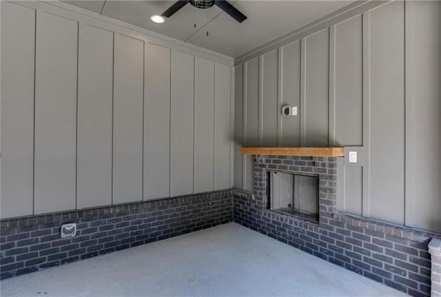 5603 Pine Street, Flowery Branch, GA 30542