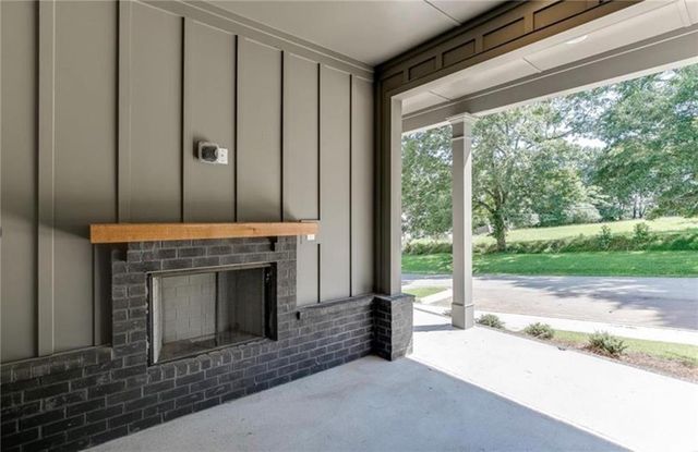 5603 Pine Street, Flowery Branch, GA 30542