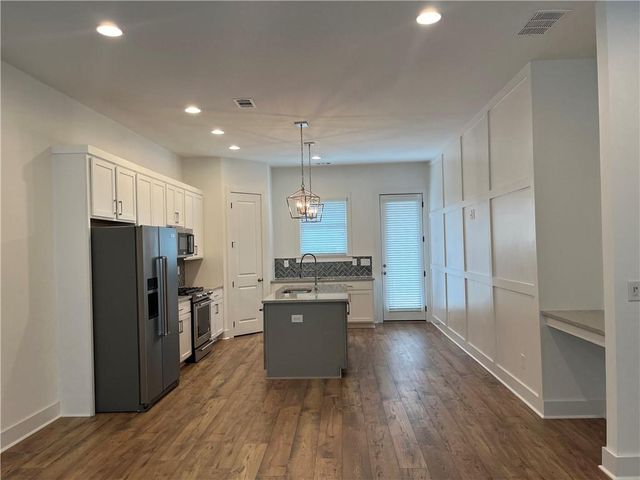 5603 Pine Street, Flowery Branch, GA 30542