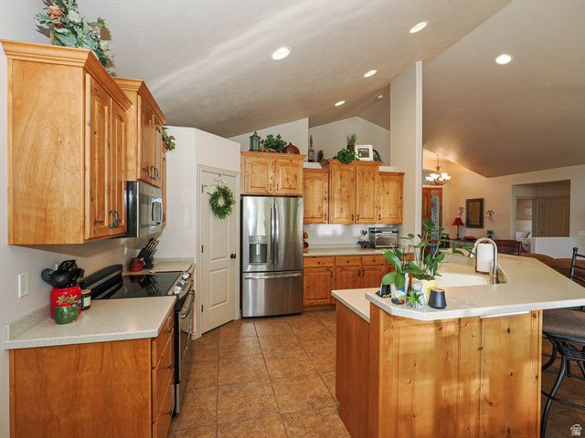 11297 S VIA BONITO DR, South Jordan, UT 84095