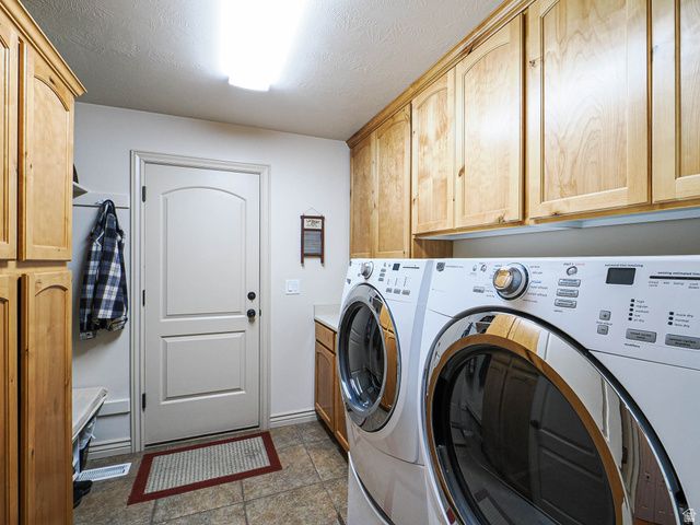11297 S VIA BONITO DR, South Jordan, UT 84095