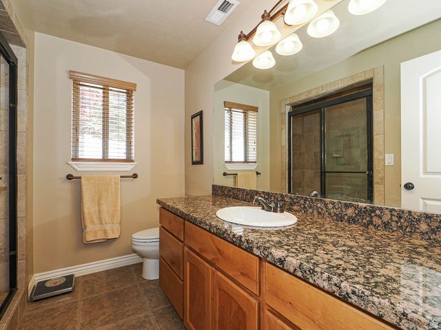 11297 S VIA BONITO DR, South Jordan, UT 84095