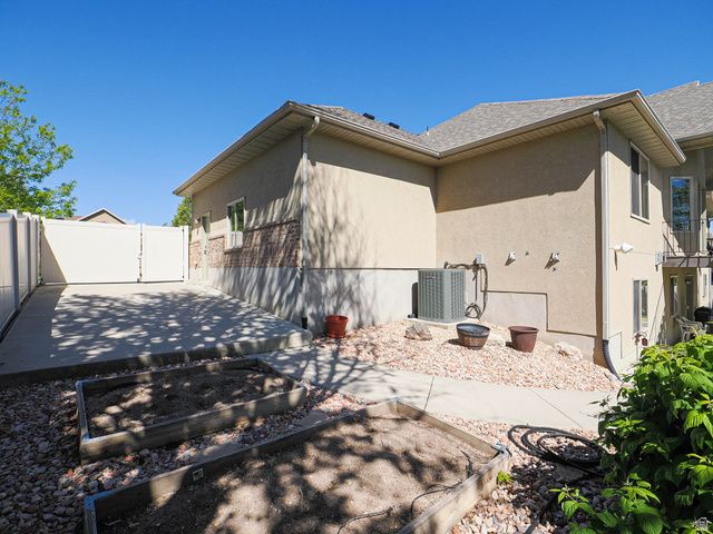 11297 S VIA BONITO DR, South Jordan, UT 84095