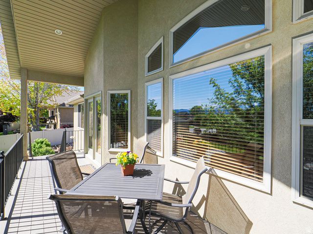 11297 S VIA BONITO DR, South Jordan, UT 84095