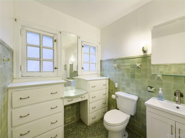 2696 Webb Street, Detroit, MI 48206