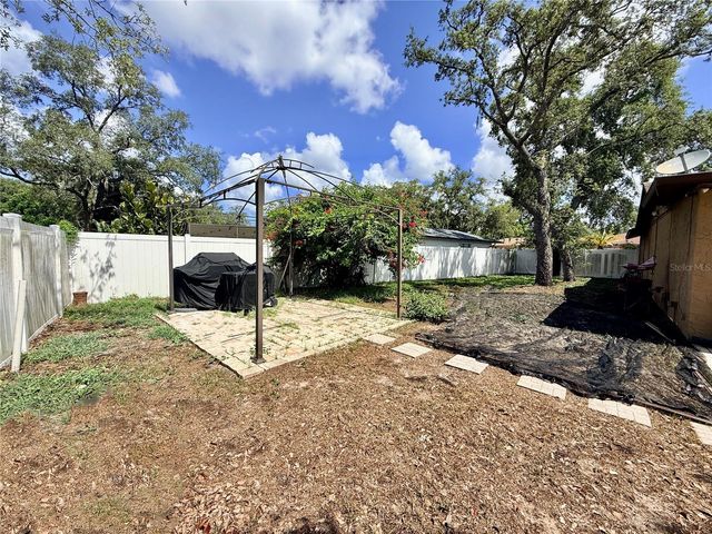 7616 LAUREL OAK COURT, Port Richey, FL 34668