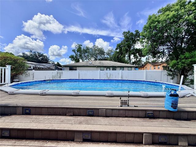 7616 LAUREL OAK COURT, Port Richey, FL 34668