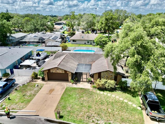 7616 LAUREL OAK COURT, Port Richey, FL 34668