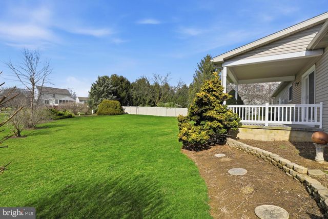 111 FARMINGDALE LN, Marietta, PA 17547