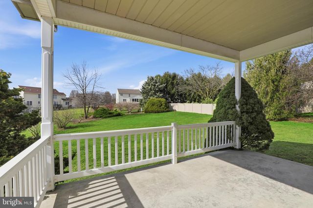 111 FARMINGDALE LN, Marietta, PA 17547