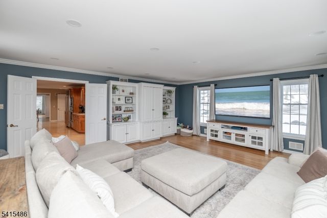 42 Mockingbird, Allamuchy Twp., NJ 07840