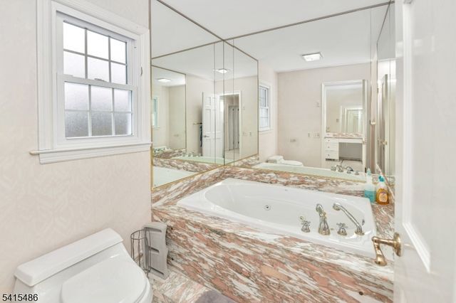 42 Mockingbird, Allamuchy Twp., NJ 07840