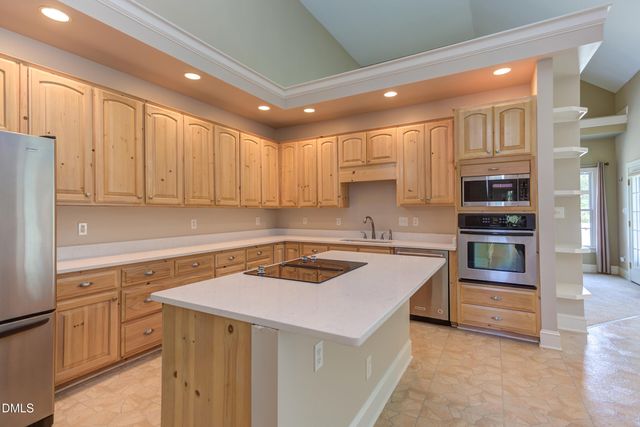 2912 Hawtree Drive, Raleigh, NC 27613