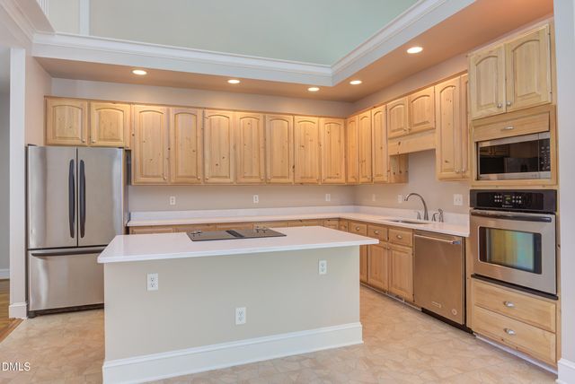 2912 Hawtree Drive, Raleigh, NC 27613