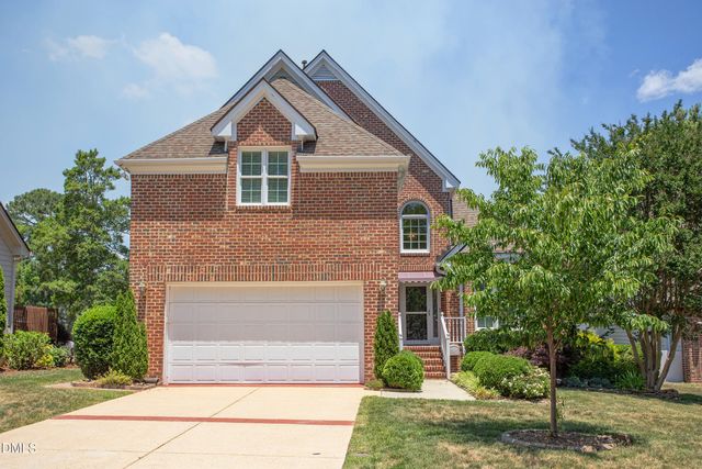 2912 Hawtree Drive, Raleigh, NC 27613