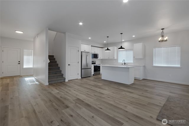 10707 8th Ave Ct S, Tacoma, WA 98444