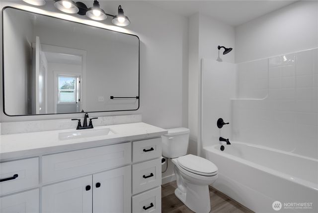 10707 8th Ave Ct S, Tacoma, WA 98444