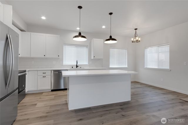 10707 8th Ave Ct S, Tacoma, WA 98444