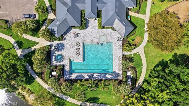 7134 Blue Juniper CT 202, Naples, FL 34109