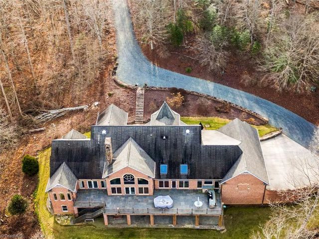 1280 River Bluff Trail, Tobaccoville, NC 27050