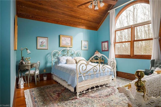 1280 River Bluff Trail, Tobaccoville, NC 27050