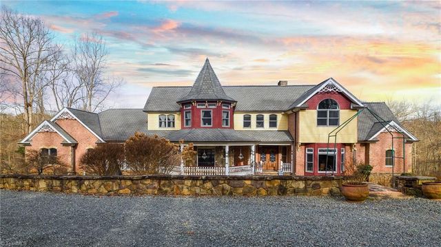 1280 River Bluff Trail, Tobaccoville, NC 27050