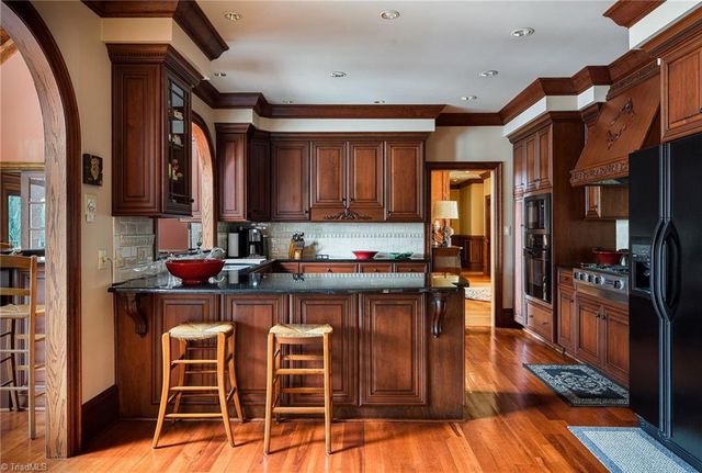 1280 River Bluff Trail, Tobaccoville, NC 27050