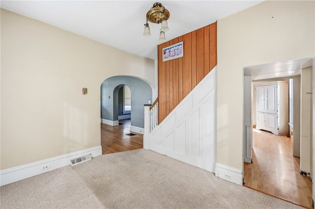 453 Lafayette Ave, Sharon, PA 16146