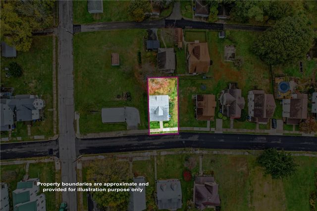 453 Lafayette Ave, Sharon, PA 16146