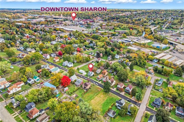 453 Lafayette Ave, Sharon, PA 16146